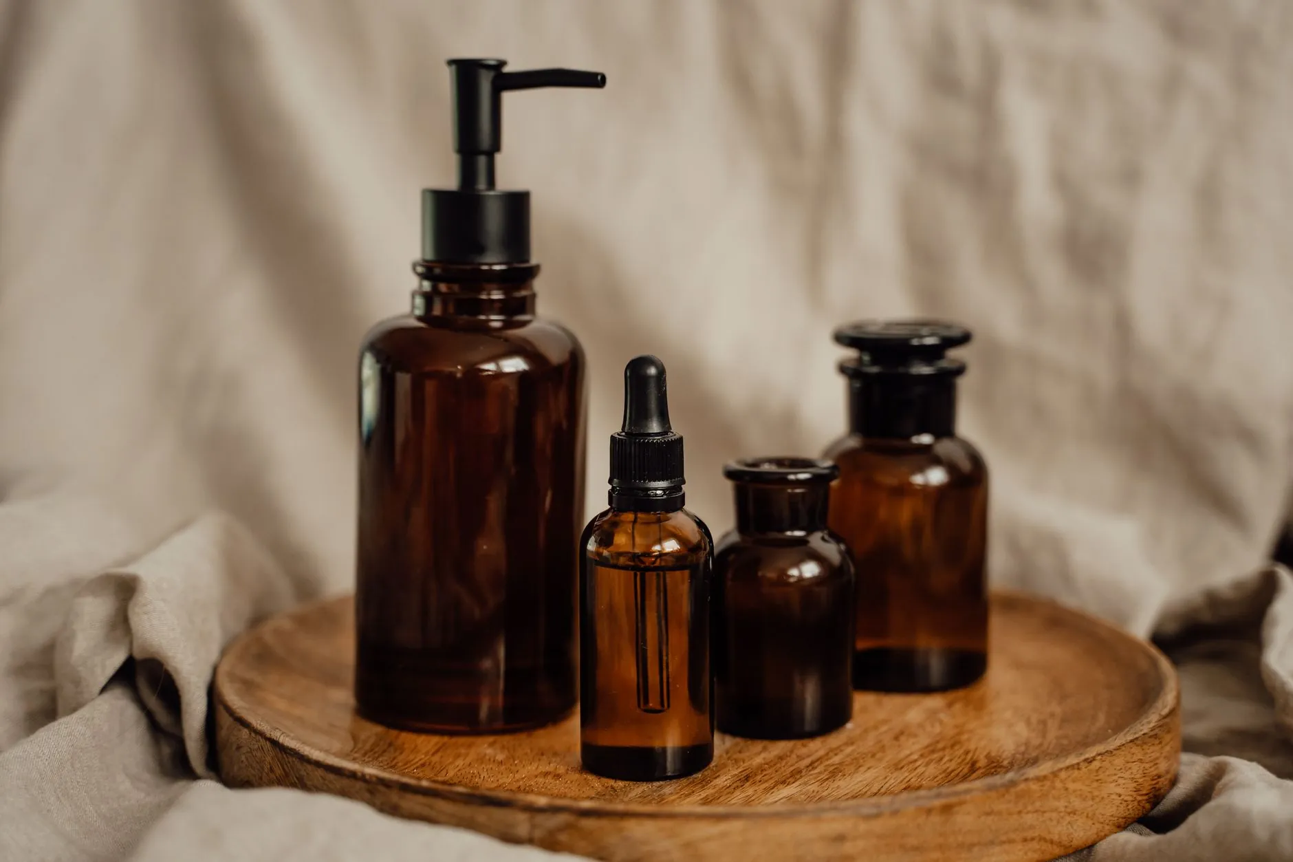 化妆品包装喷头选型指南：乳液泵与喷雾头在日化产品中的应用差异正文配图 2